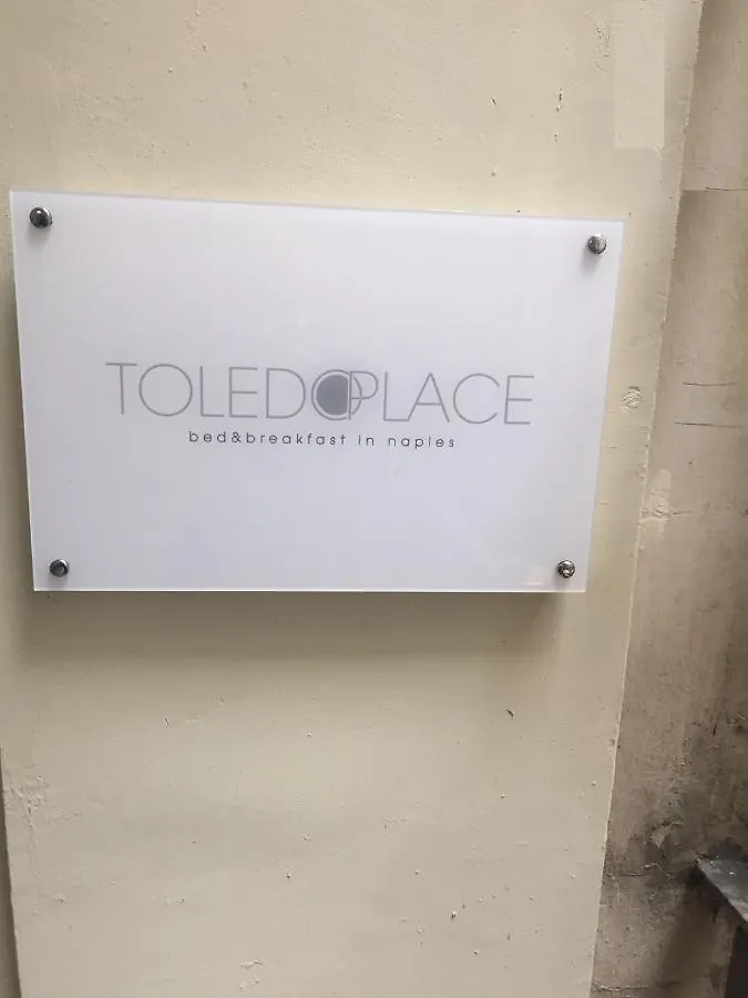 Toledo Place Naples Italie