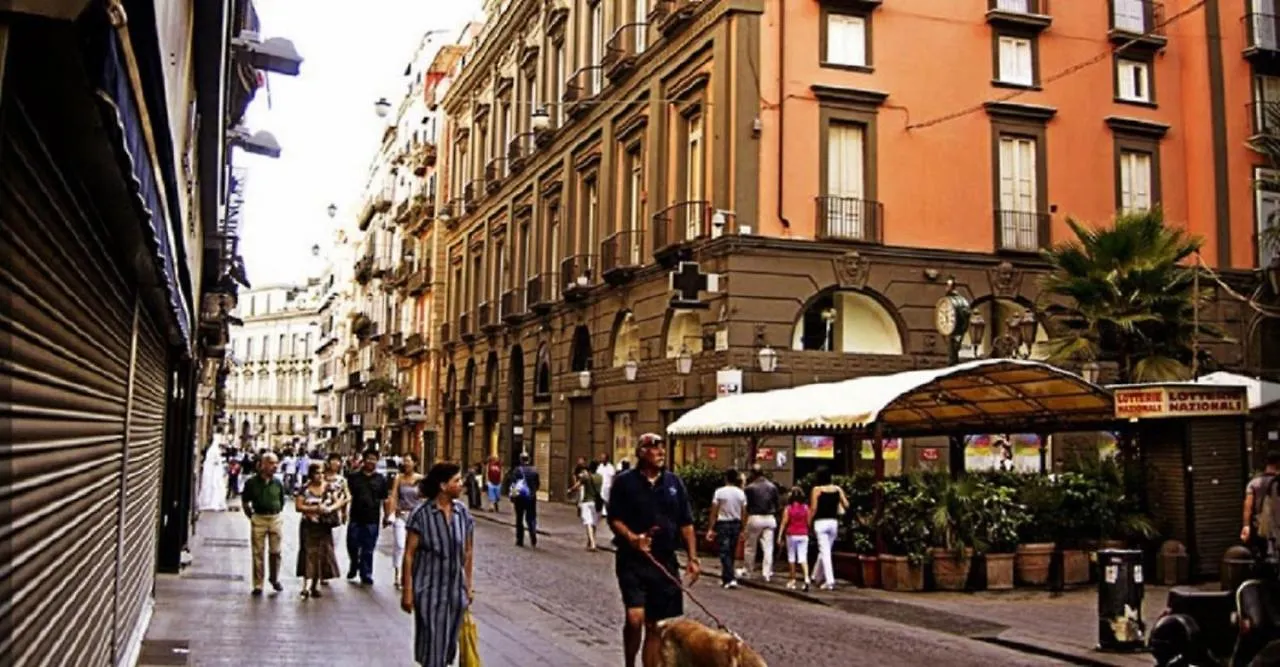 Toledo Place Naples 0*,